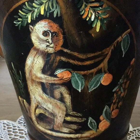 Vintage Sarreid Ltd. ceramic cachepot planter.
